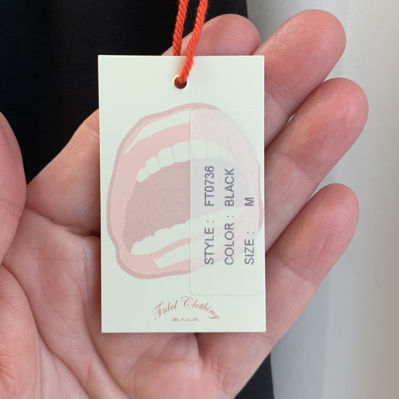 “Fidel” Halter Style Top - Picture 4 of 7